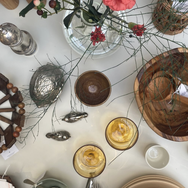 La Trésorerie invite Maison Mirbel à présenter  ART DE LA TABLE, objets d’hier et d’aujourd’hui. 